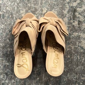 Sam Edelman Peep Toe heel 4.5in heel